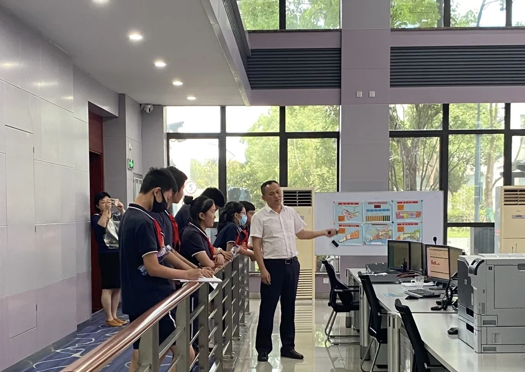 640.webp (2).jpg 640.webp (2).jpg