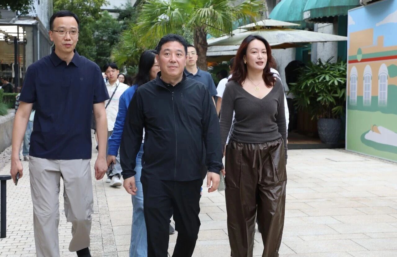 长宁区委书记孔福安国庆节日期间检查城区运行安全保障工作4.jpg
