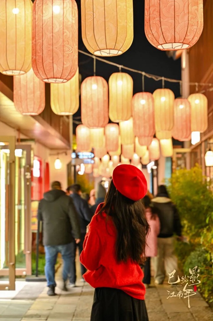 提一盏花灯入梦江南,来青浦用一场元宵灯海收官蛇年春节! 提一盏花灯入梦江南,来青浦用一场元宵灯海收官蛇年春节!