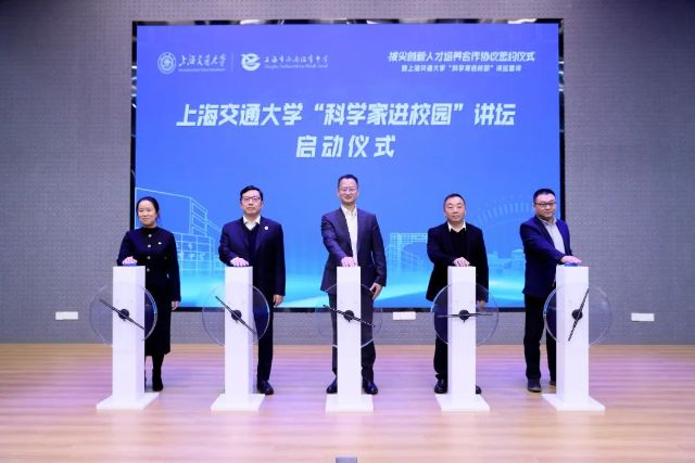 1204_150130_783.jpg 3.jpg