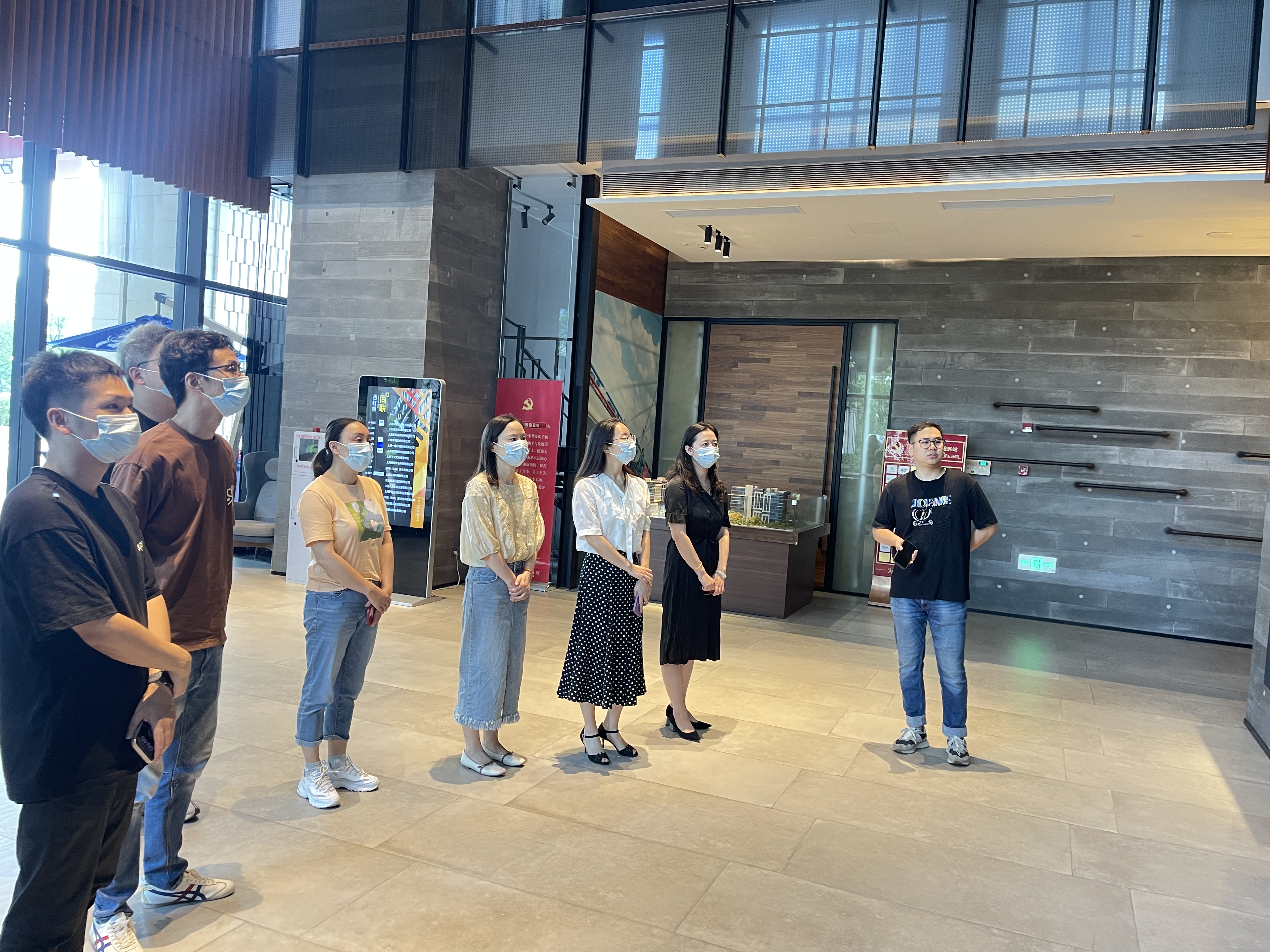 0828_135301_992.jpg 0828_135301_992.jpg