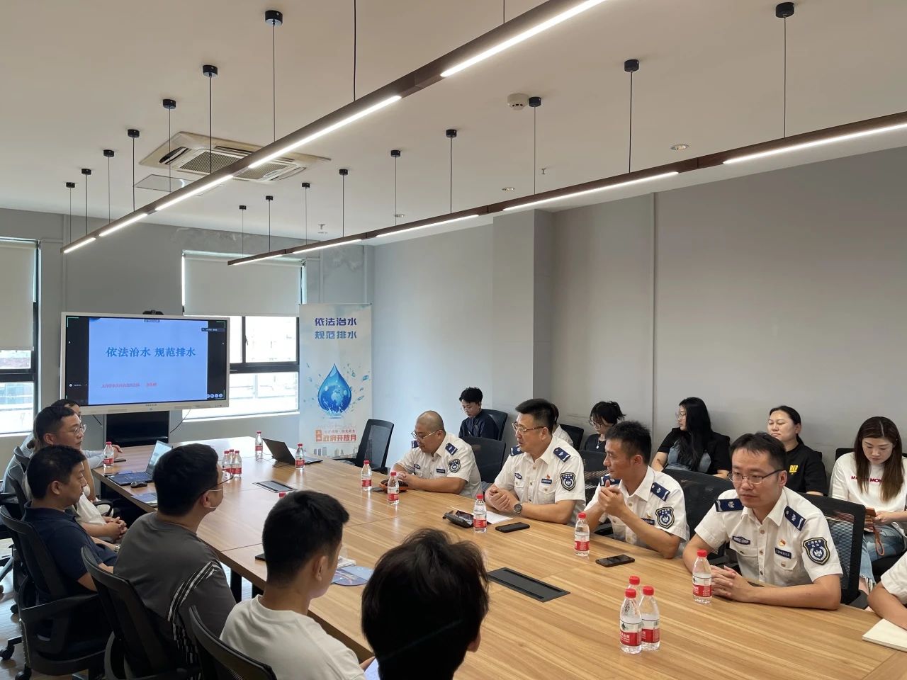 3b9d7aa42c800c99e1da6a391a78da4.jpg 3b9d7aa42c800c99e1da6a391a78da4.jpg