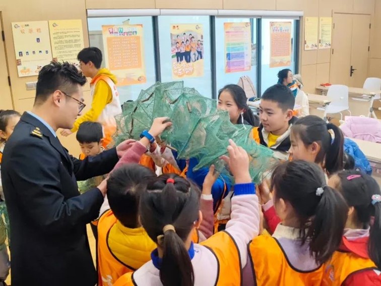 爱心寒托班|寒假有爱,成长无忧!2025年青浦区小学生爱心寒托班来啦! 爱心寒托班|寒假有爱,成长无忧!2025年青浦区小学生爱心寒托班来啦!