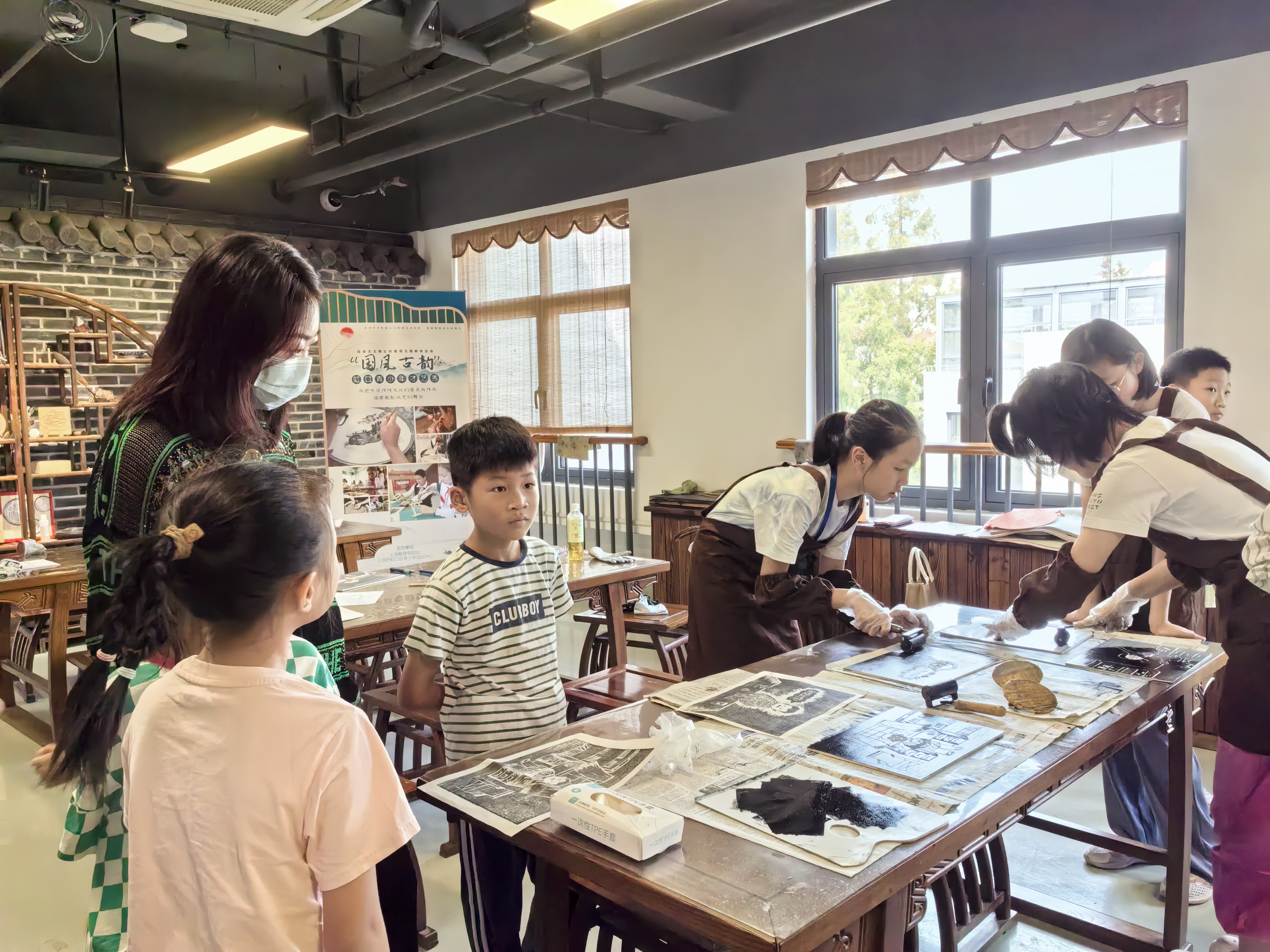 9 基地参观-7.jpg