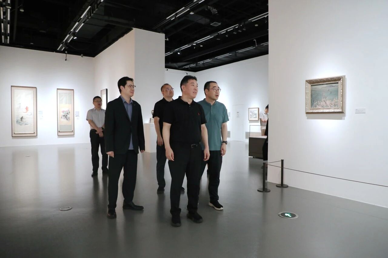 长宁区委书记孔福安调研“文商旅体展绿”融合发展工作1.jpg