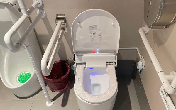 本市启动2024年“环卫公厕适老化适幼化改造”项目验收复核工作-0902 (5).jpg 本市启动2024年“环卫公厕适老化适幼化改造”项目验收复核工作-0902 (5).jpg