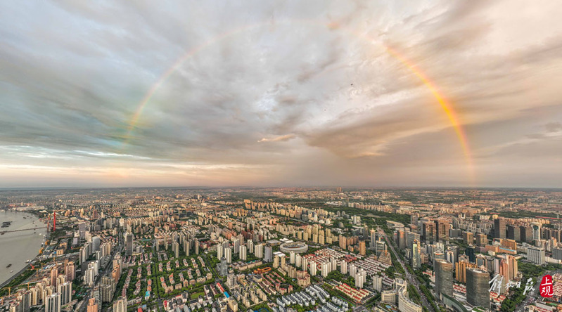 申城上空又见绚丽彩虹.jpeg