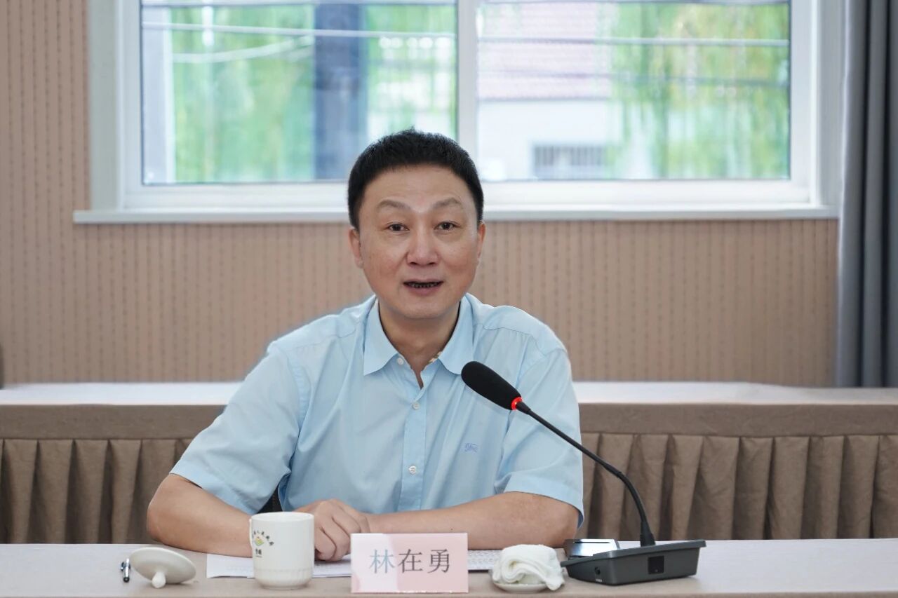 0901_150950_118.jpg 0901_150950_118.jpg