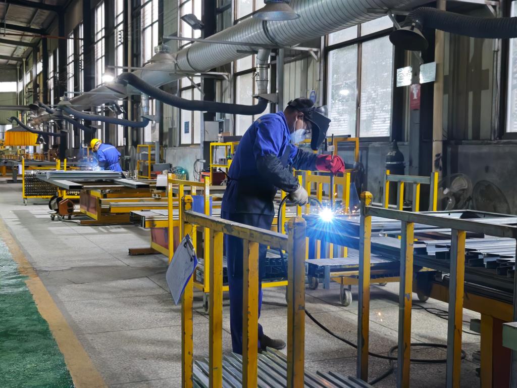 2月5日拍摄的金为新材料科技有限公司的车间现场。(受访者供图).jpg 2月5日拍摄的金为新材料科技有限公司的车间现场。(受访者供图).jpg