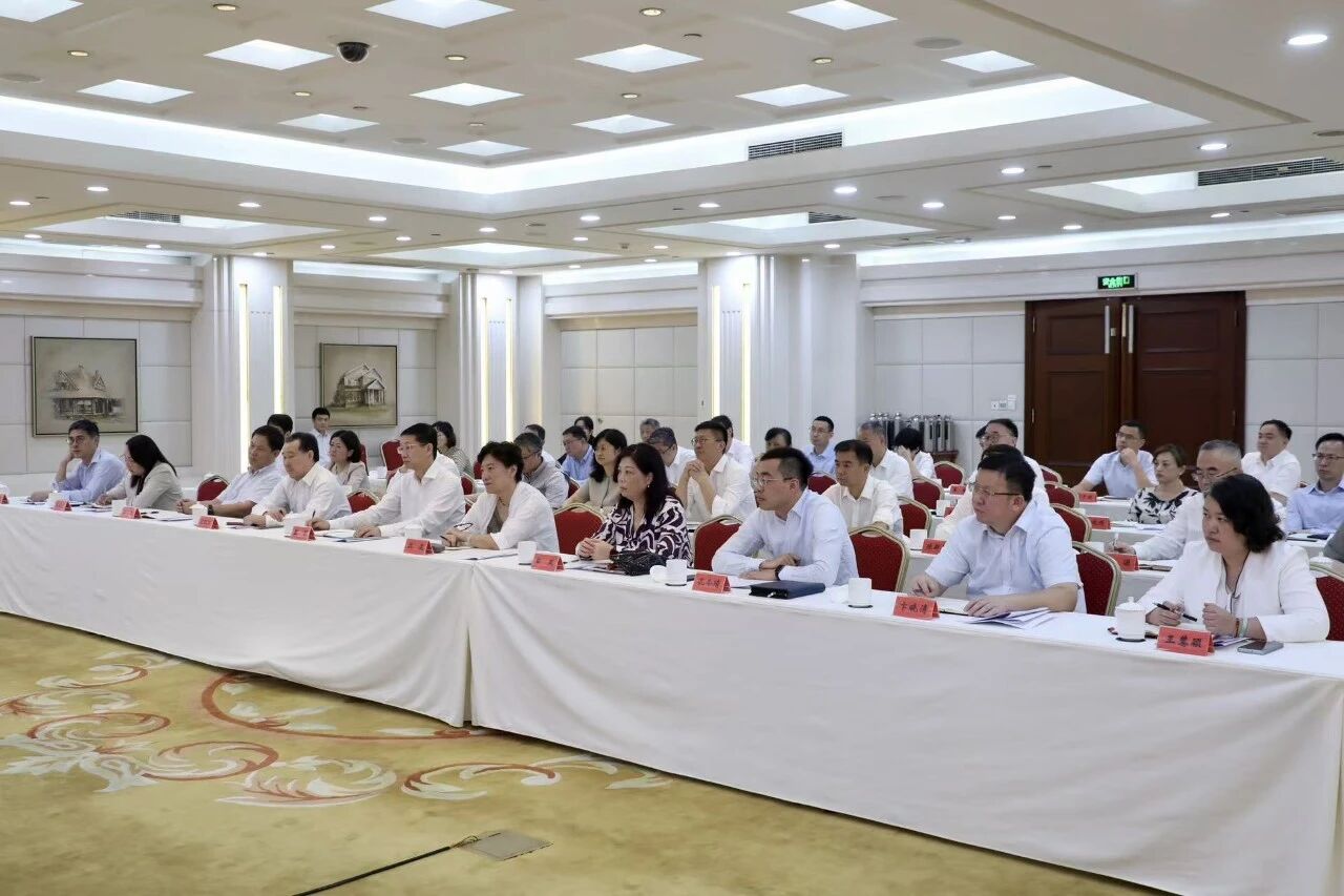 中国共产党上海市长宁区第十一届委员会第十三次全体会议今日召开3.jpg