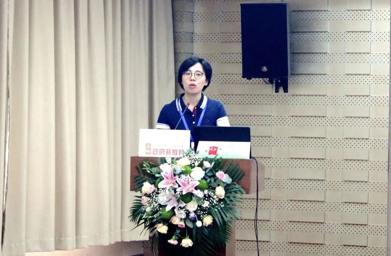 共建透明政务 共享发展成果——新泾镇社区事务受理服务中心政府开放月活动7.jpg