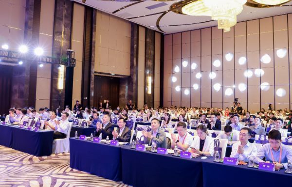 0926_155835269_875.jpg 1.png