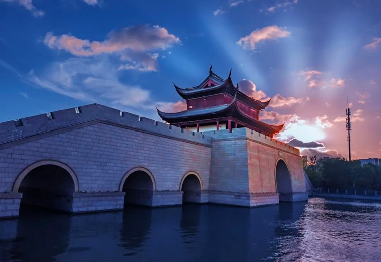 跟着半马游青浦,超燃!2024青浦新城半程马拉松赛即将开赛! 跟着半马游青浦,超燃!2024青浦新城半程马拉松赛即将开赛!