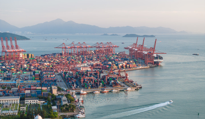 图为2024年9月18日拍摄的深圳蛇口港（无人机照片）。.jpeg