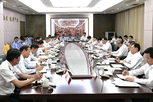 李强听取全市扫黑除恶专项斗争工作及打击“套路贷”专项行动汇报