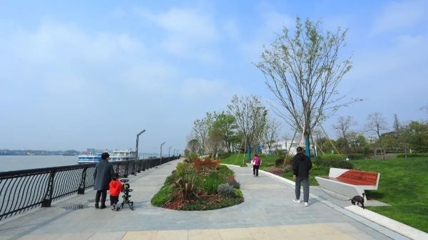 0513_083010098_886.jpg 1.jpg