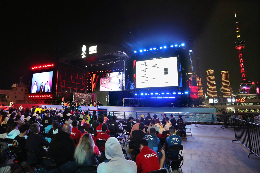 既有海派文化的源流 又不乏烟火市井的温暖 更能让普通人亲近——漫步北外滩 随处都是美好取景地