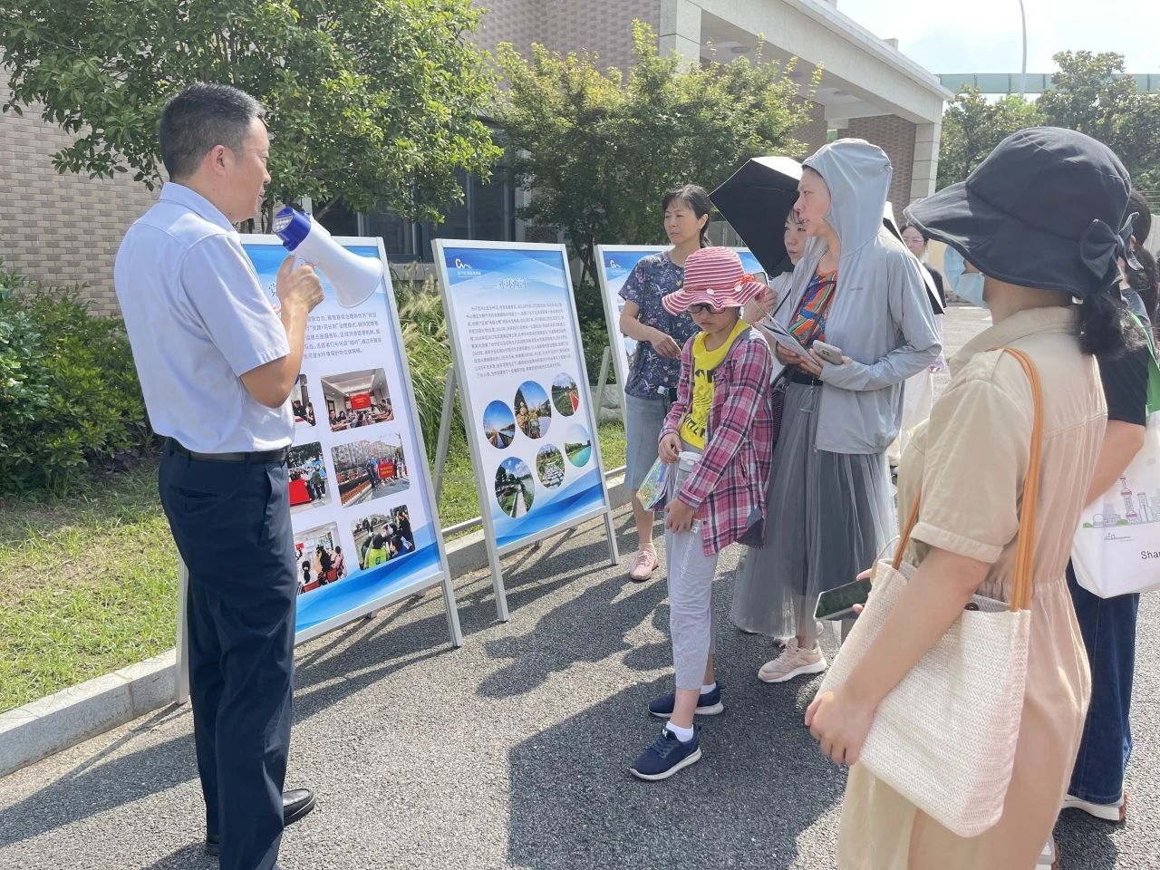 水清、河畅、岸绿……长宁解锁河道变美的“密码”6.jpg 水清、河畅、岸绿……长宁解锁河道变美的“密码”6.jpg