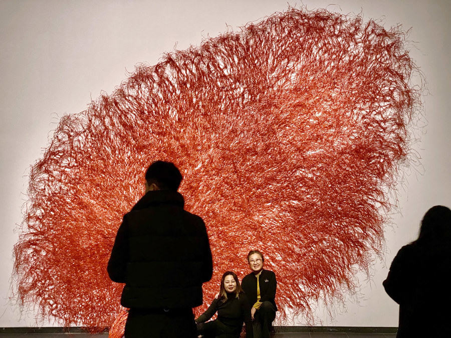 《记忆物语》在世博会博物馆开展 “繁花”探索纤维艺术无限可能