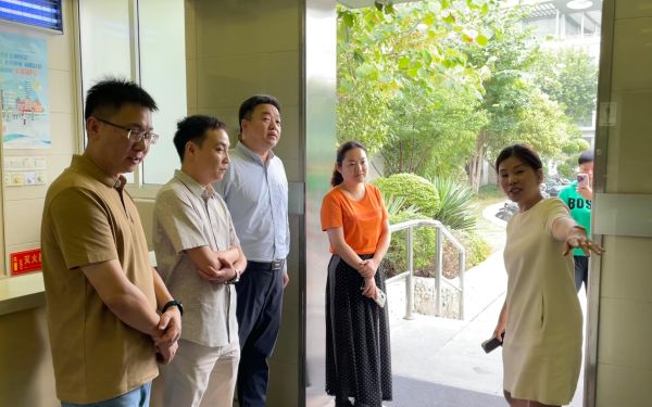 本市启动2024年“环卫公厕适老化适幼化改造”项目验收复核工作-0902 (1).jpg 本市启动2024年“环卫公厕适老化适幼化改造”项目验收复核工作-0902 (1).jpg