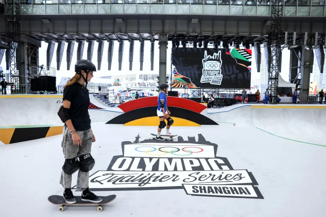 滑板选手在进行场地适应训练。 市体育局供图.jpeg 滑板选手在进行场地适应训练。 市体育局供图.jpeg
