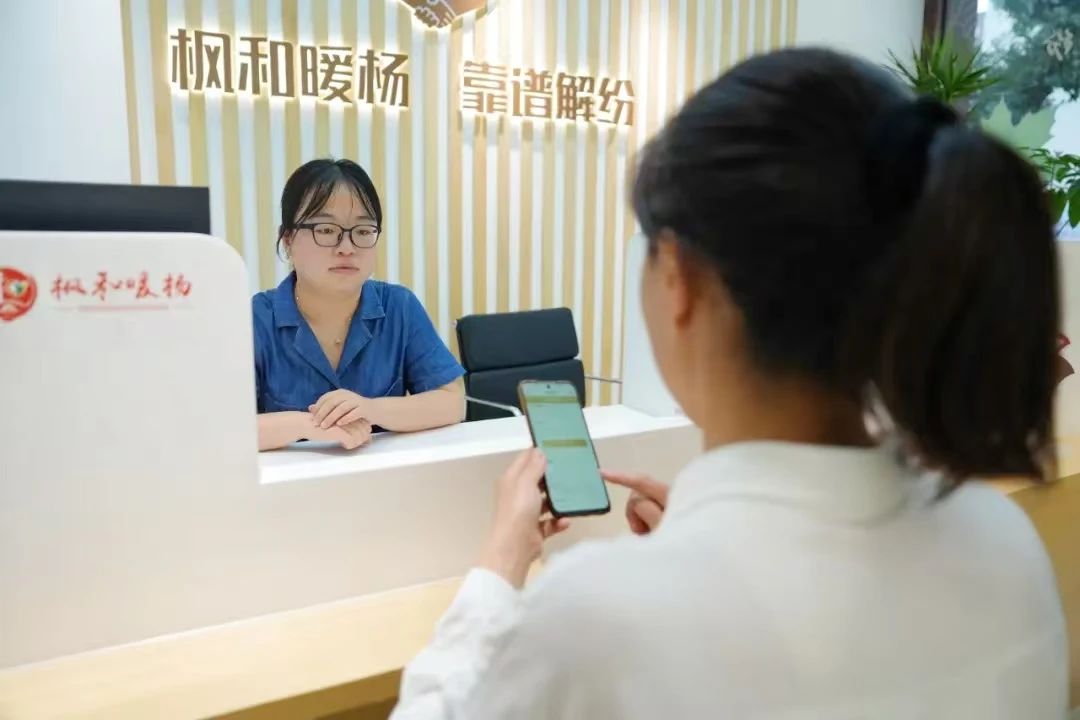 0710_092104_236.jpg 0710_092104_236.jpg