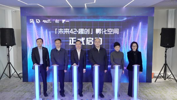 1230_094447499_145.jpg 1.png