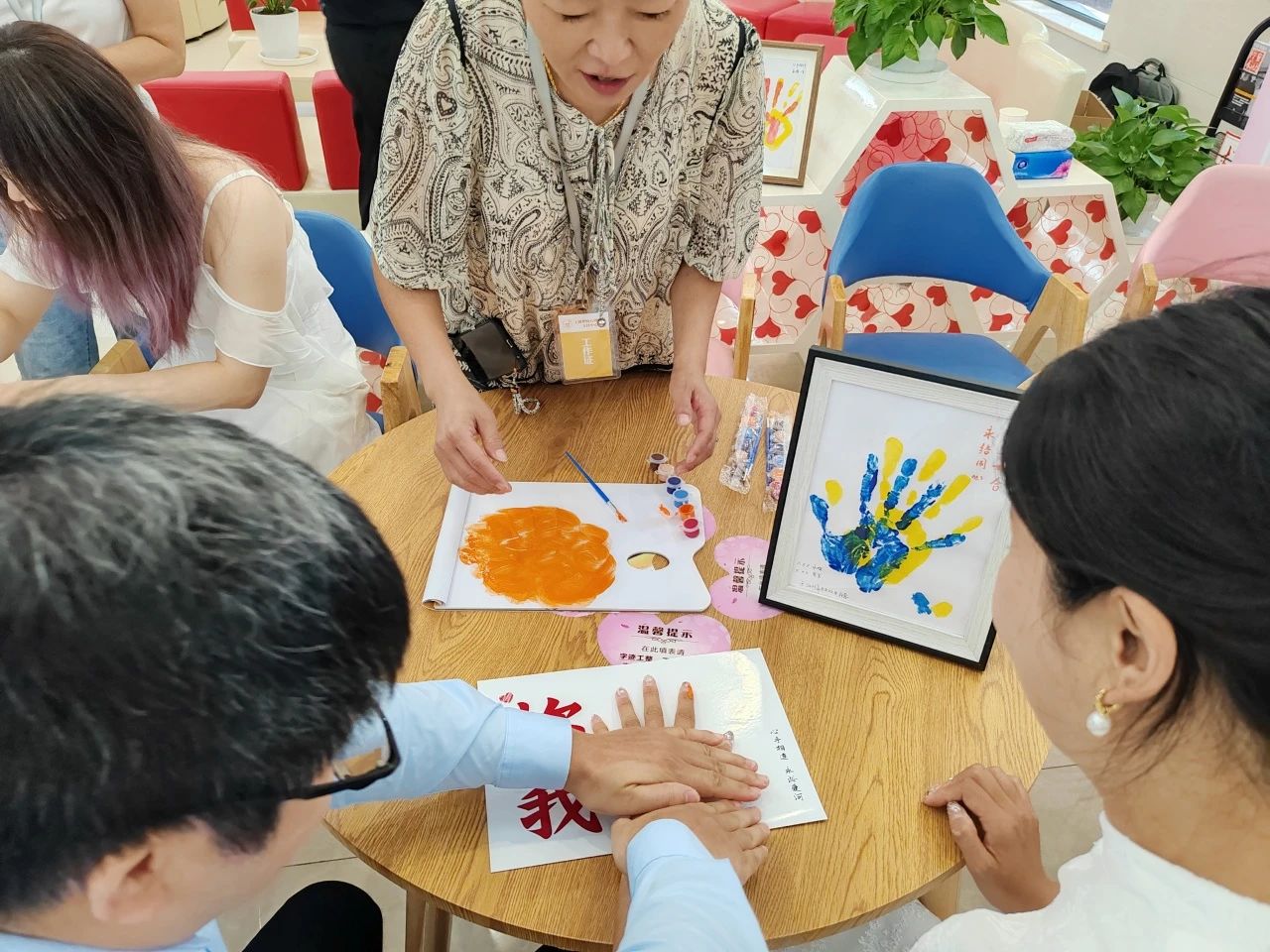 七夕节77对新人在长宁喜结连理3.jpg 七夕节77对新人在长宁喜结连理3.jpg