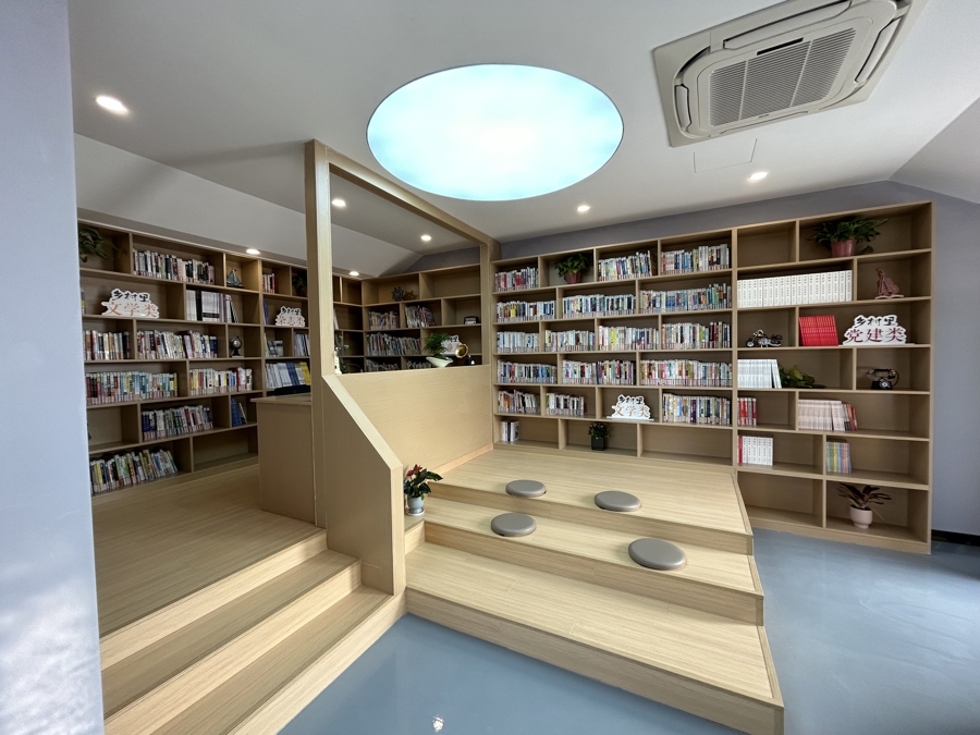 乡村里.jpeg 乡村里.jpeg