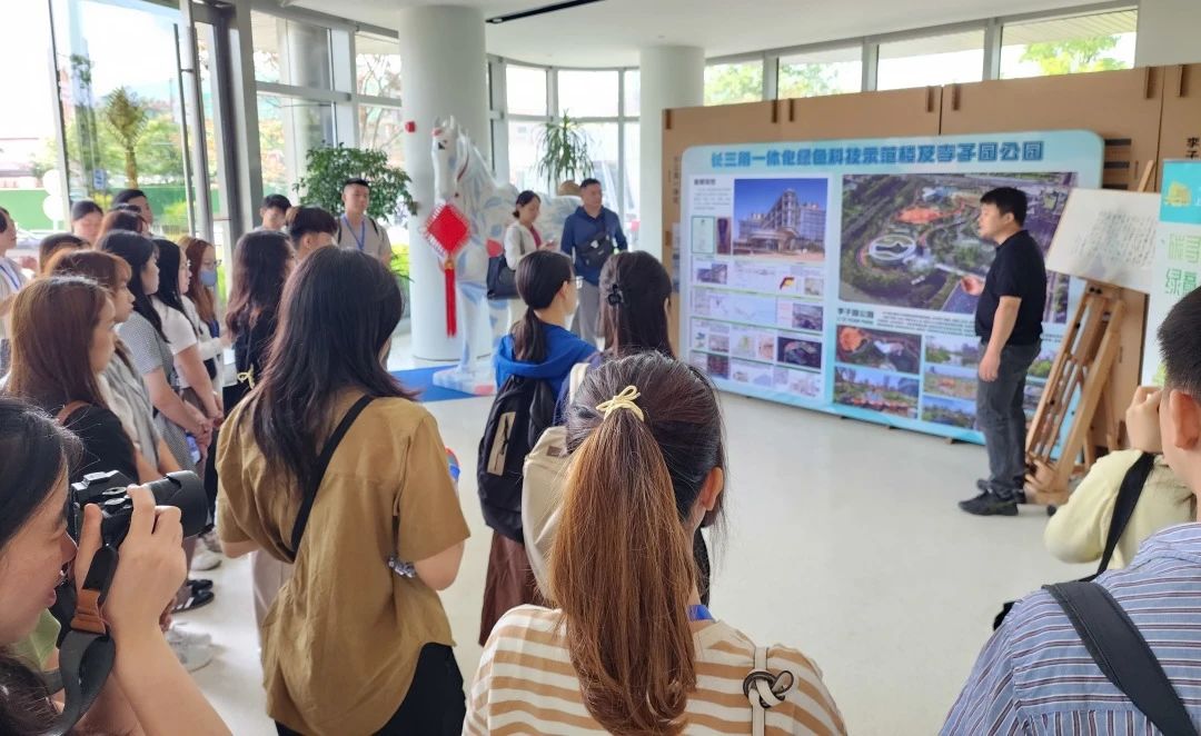 0715_093027_662.jpg 0715_093027_662.jpg