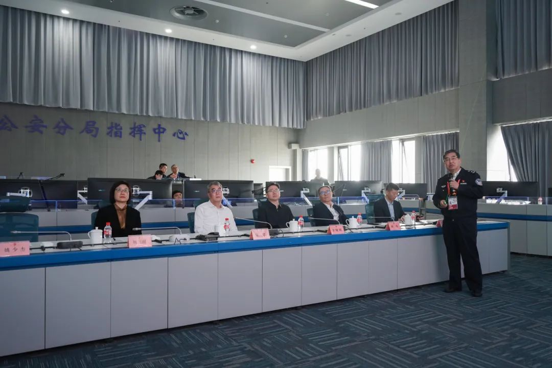 1105_083839_755.jpg 1105_083839_755.jpg