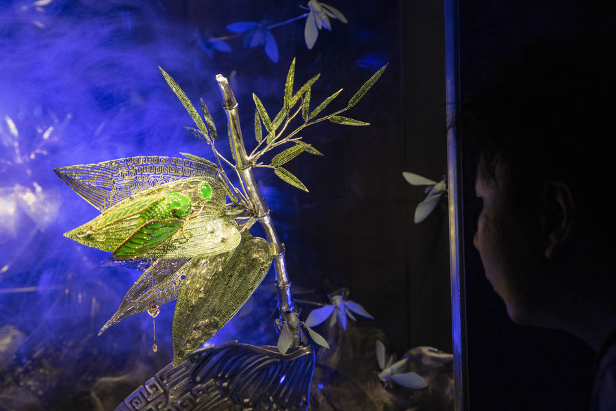 陈世英作品《悟蝉知翠》。记者 赖鑫琳 摄.jpg 陈世英作品《悟蝉知翠》。记者 赖鑫琳 摄.jpg