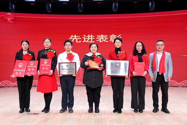 先进表彰1_副本.jpg