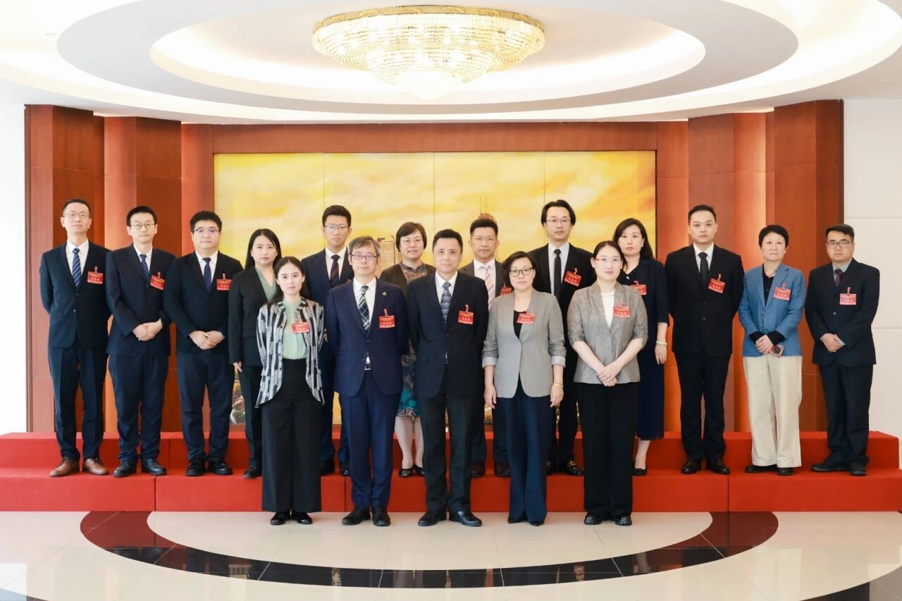 民盟长宁区第十四次代表大会召开，选举产生新一届区委班子4.jpg