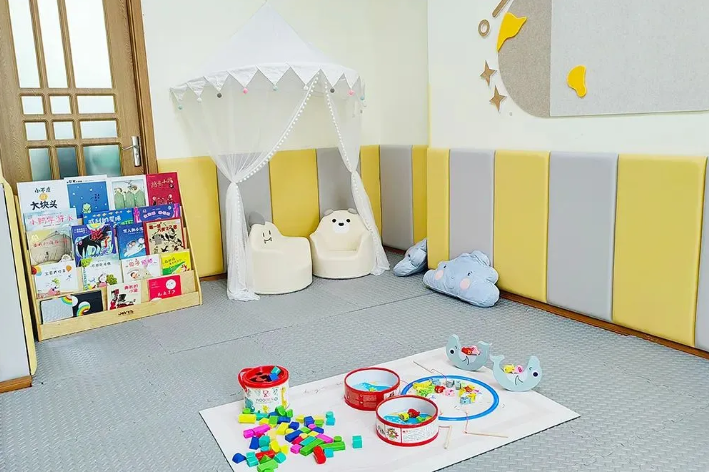 凉城新村街道第一市民驿站宝宝屋.png 凉城新村街道第一市民驿站宝宝屋.png