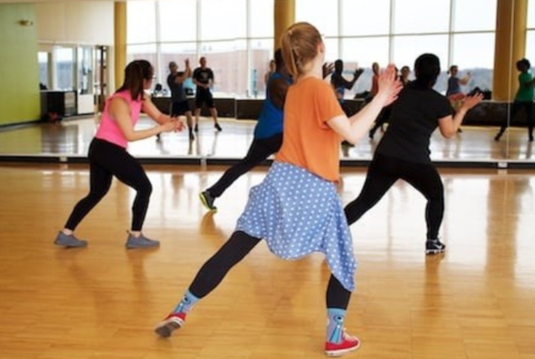 青春青浦:解锁青年新“夜”态 有趣有料有内涵 快来党群阵地抢课吧~ 青春青浦:解锁青年新“夜”态 有趣有料有内涵 快来党群阵地抢课吧~