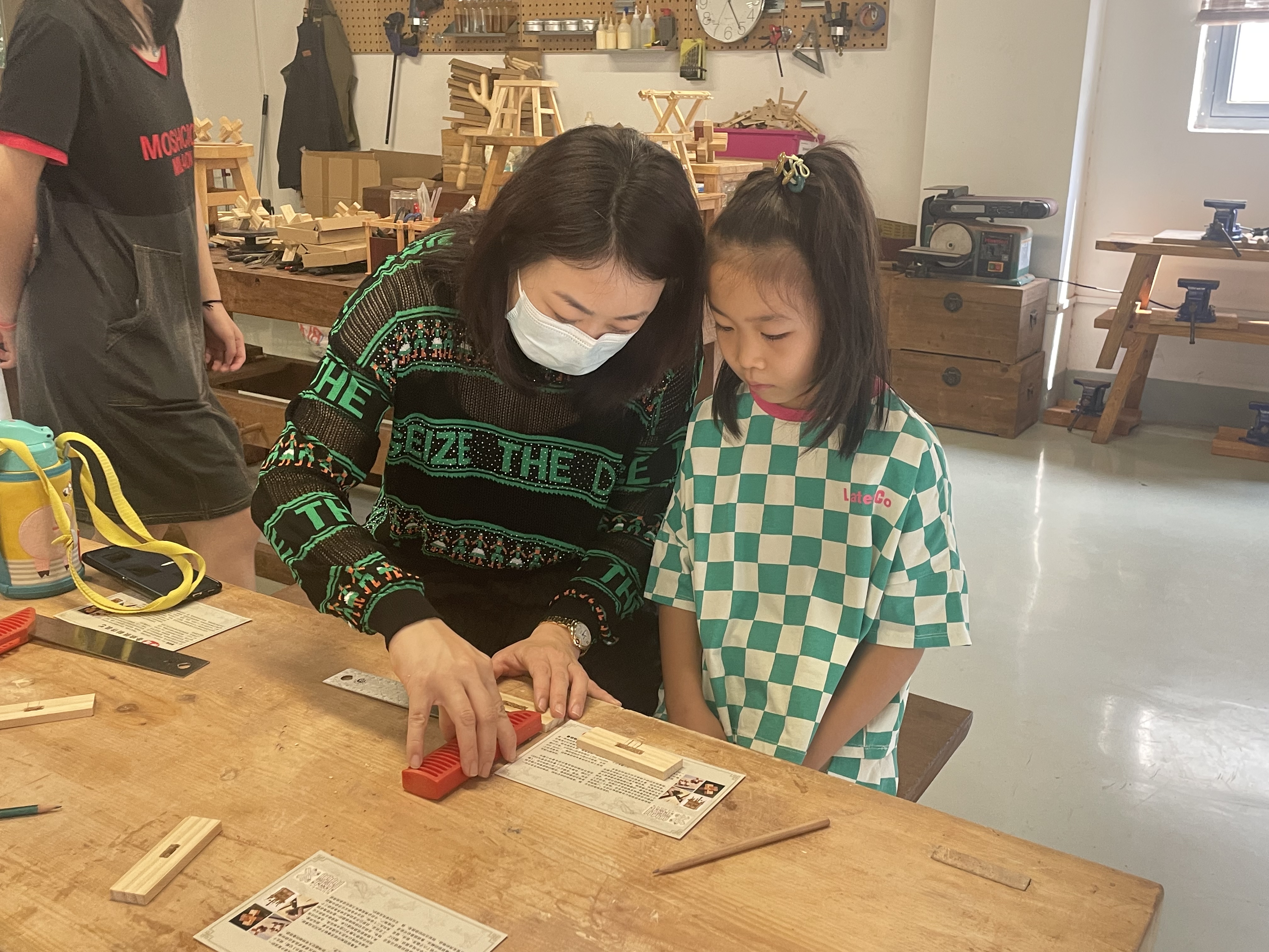 12 木工体验-2.jpg