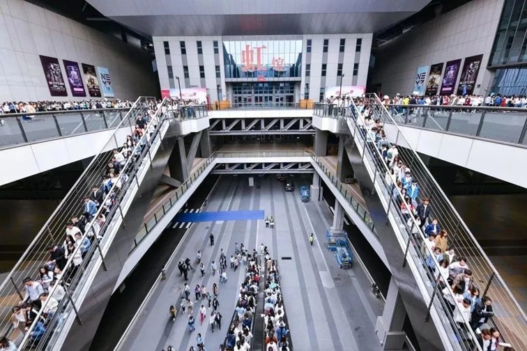 会·聚青浦|乘着秋风出门,来青浦看剧,原来好戏还能叠Buff 会·聚青浦|乘着秋风出门,来青浦看剧,原来好戏还能叠Buff