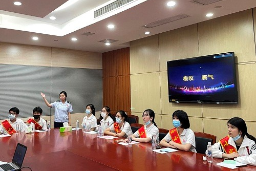 徐汇3 500.jpg 徐汇3 500.jpg