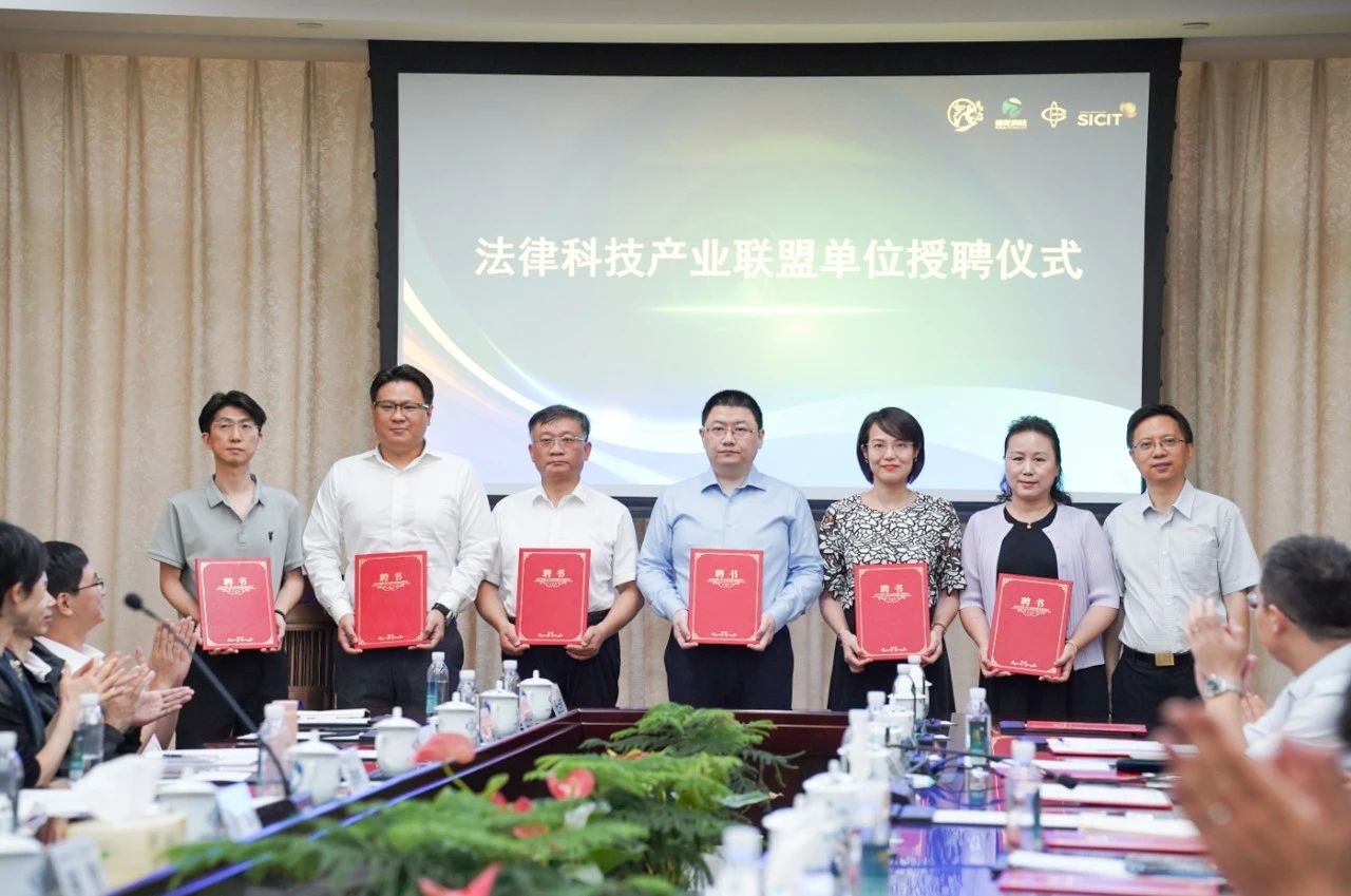 0722_100322_385.jpg 0722_100322_385.jpg