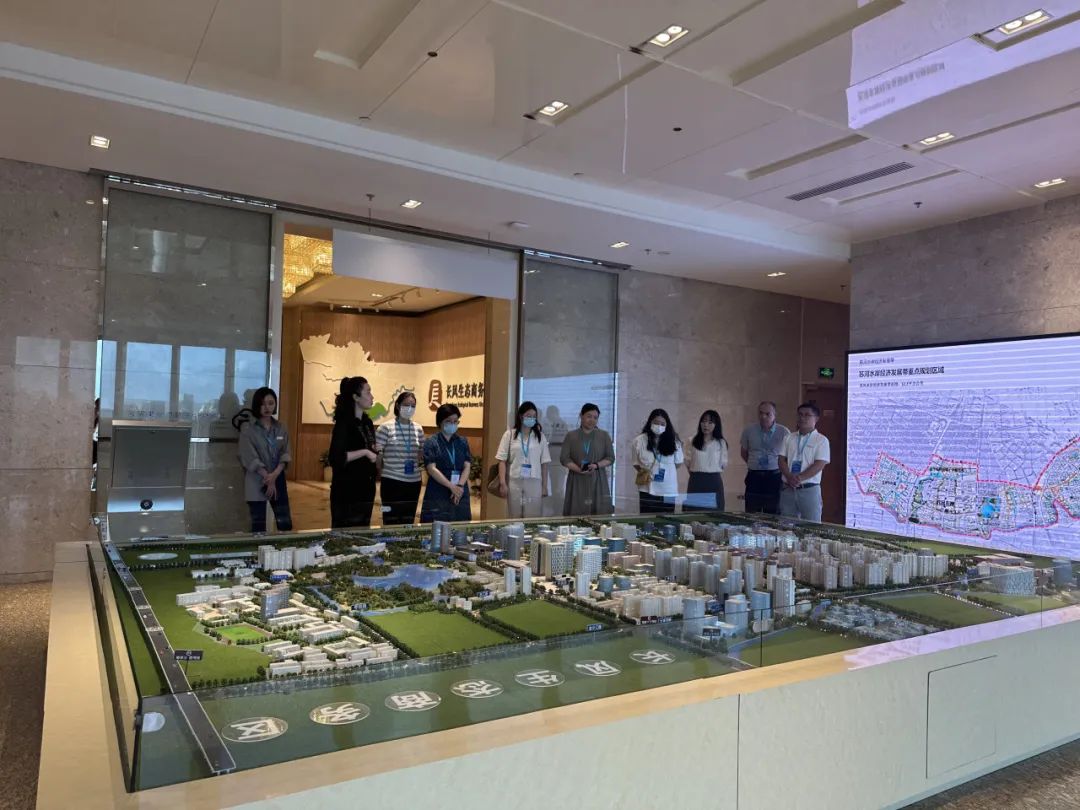 0809_091313_928.jpg 5.jpg