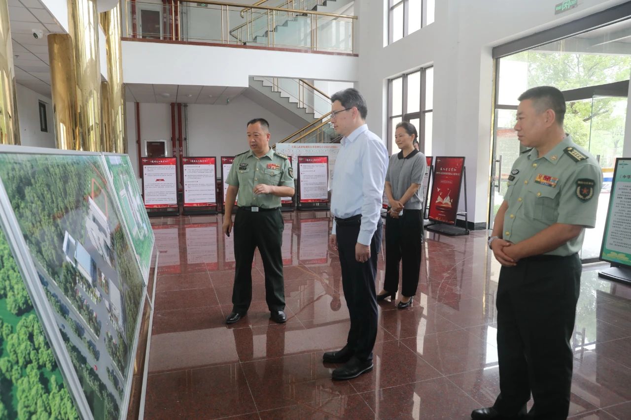 0717_103258_239.jpg 0717_103258_239.jpg