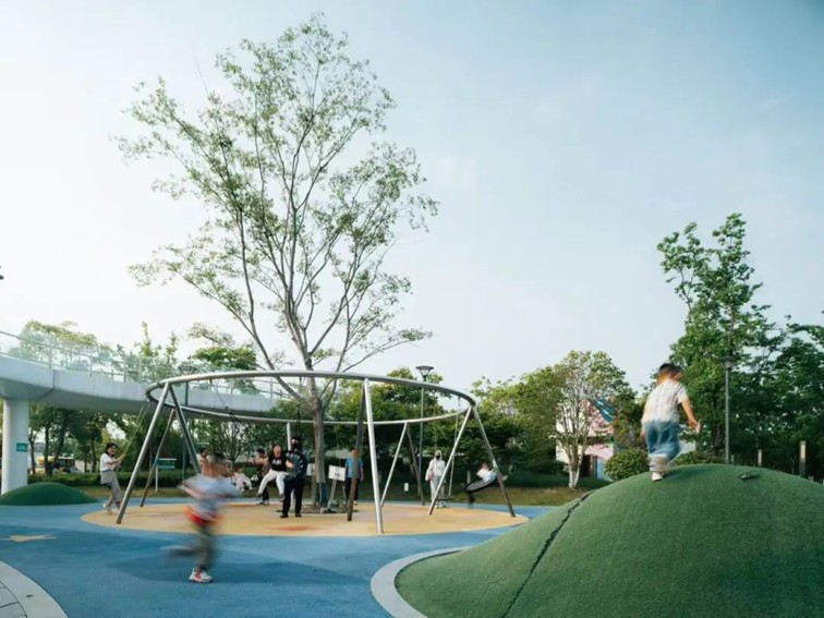 春日必逛!来青浦公园里放飞童年,收获满满治愈力 春日必逛!来青浦公园里放飞童年,收获满满治愈力