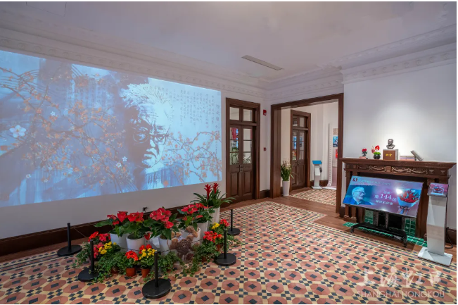 巴金图书馆的数字阅览室.png 巴金图书馆的数字阅览室.png