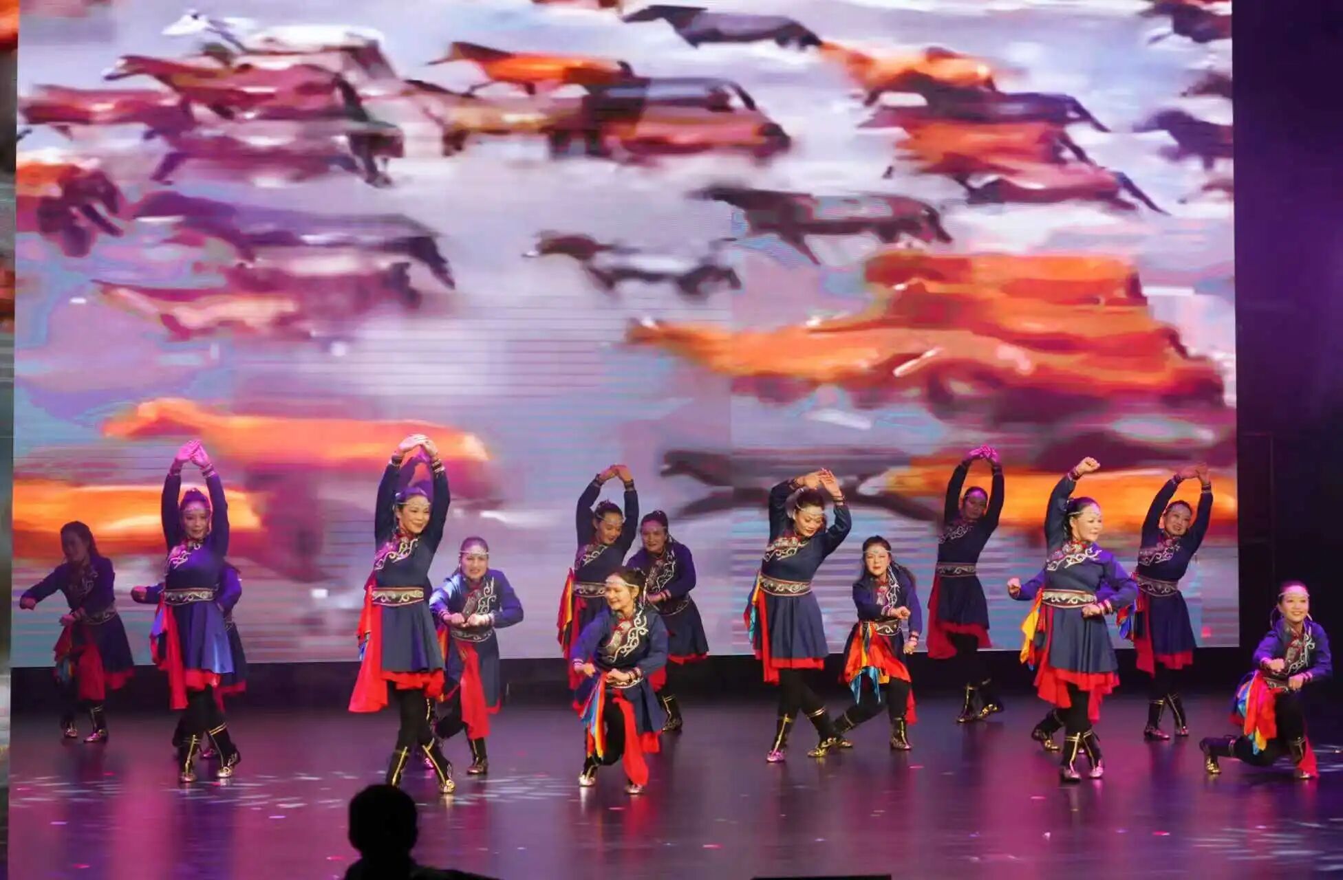 0206_131315_464.jpg 0206_131315_464.jpg