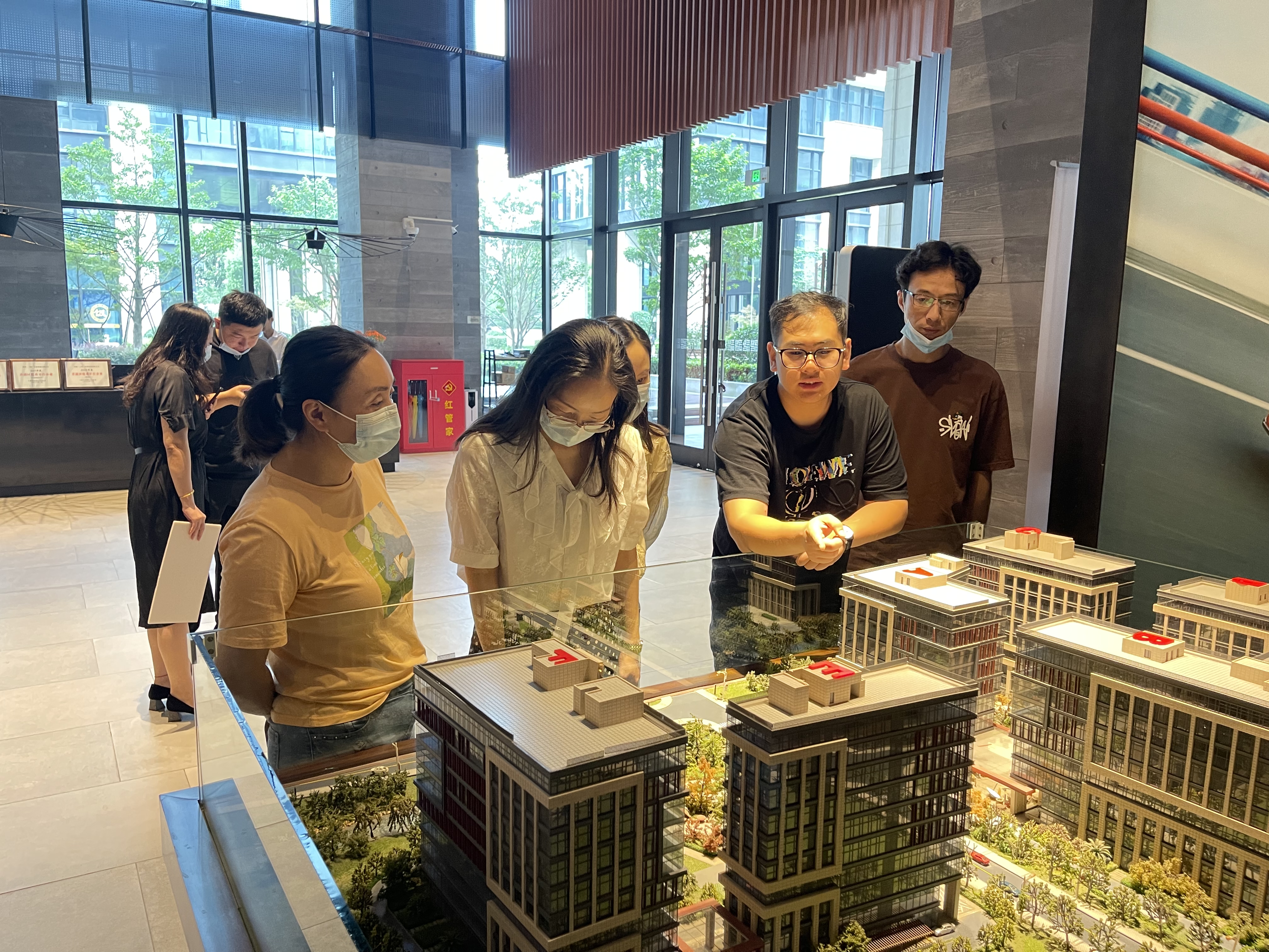 0828_135404_634.jpg 0828_135404_634.jpg