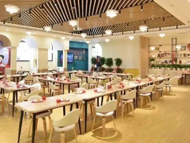 1011_094408_377.jpg 7a3b86f986e84afdad6a732a54c556de~noop.webp.png